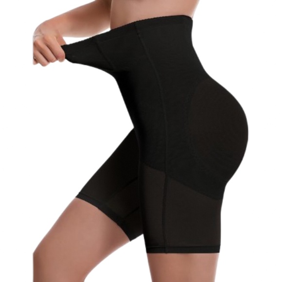 NWT HolaFlors Black Tummy Control Compression Shorts Shapewear Size Medium - Picture 1 of 10